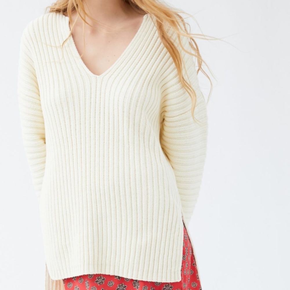 Urban Outfitters Palmer Deep V-Neck Tunic Sweater - Picture 2 of 5